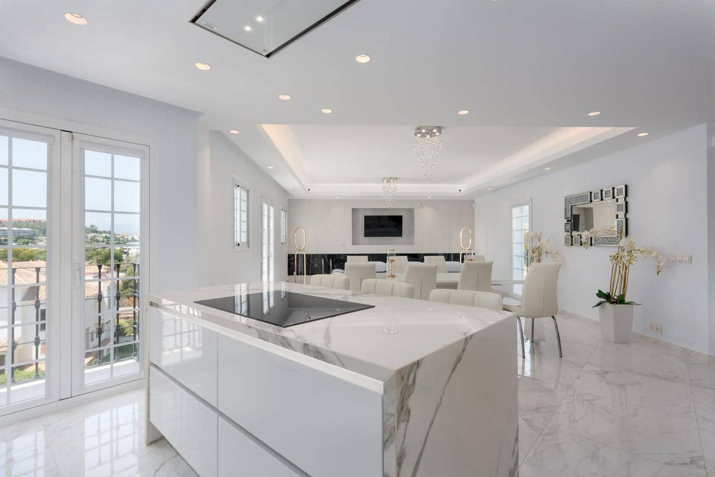 3 soveværelse Villa til salg i Marbella med swimmingpool - € 995.000 (Ref: 8987702)