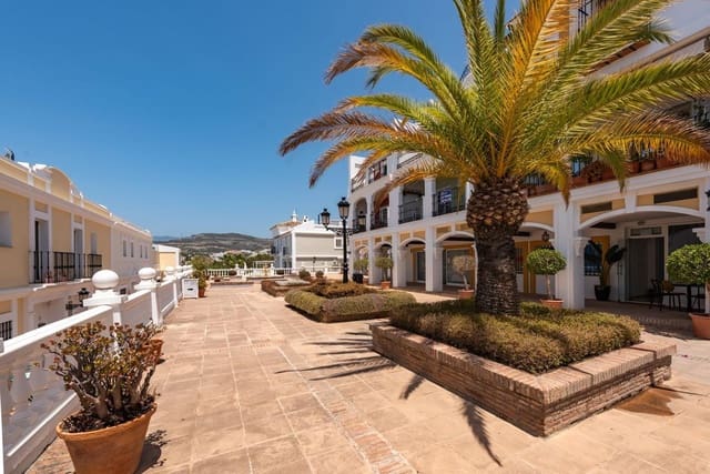 3 soverom Villa til salgs i Aloha Golf, Marbella med svømmebasseng - € 995 000 (Ref: 8987702)