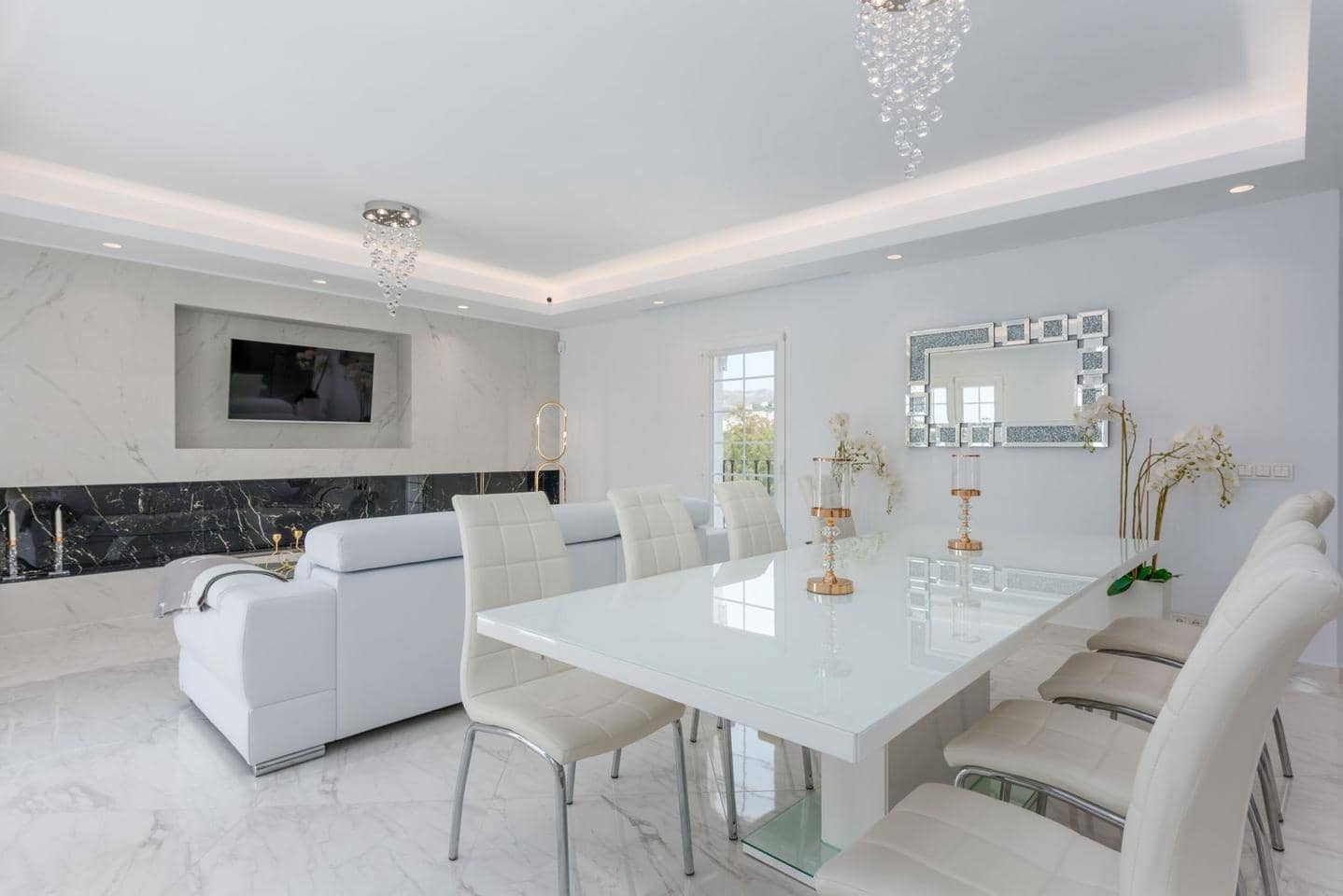 3 soveværelse Villa til salg i Marbella med swimmingpool - € 995.000 (Ref: 8987702)