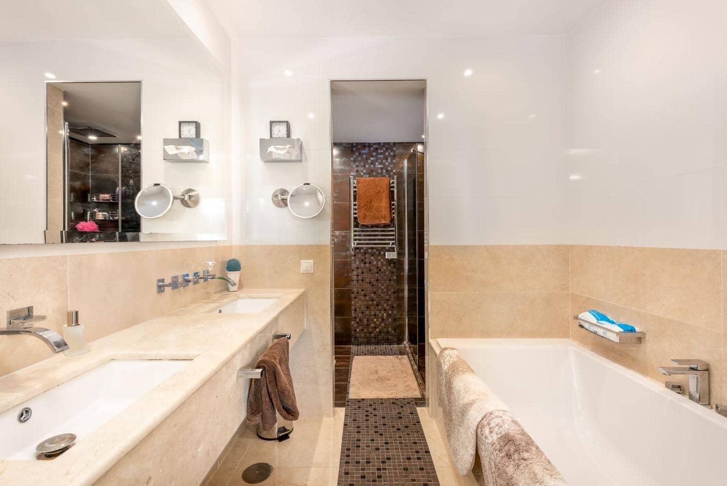 3 soveværelse Lejlighed til salg i Marbella med swimmingpool garage - € 950.000 (Ref: 8987898)