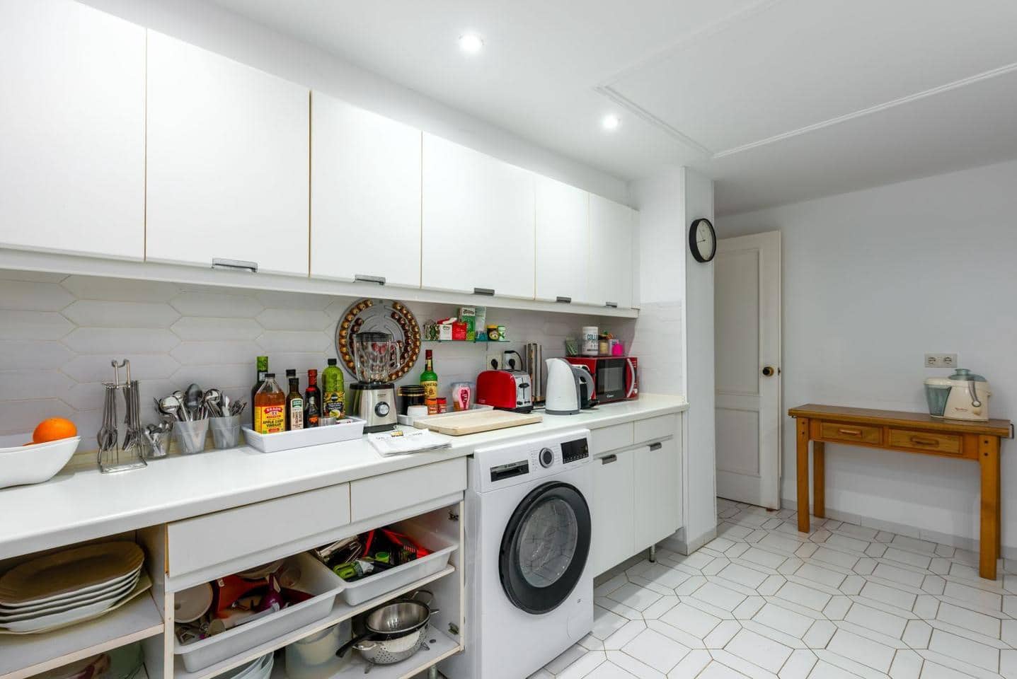 3 soveværelse Lejlighed til salg i Marbella med swimmingpool garage - € 950.000 (Ref: 8987898)