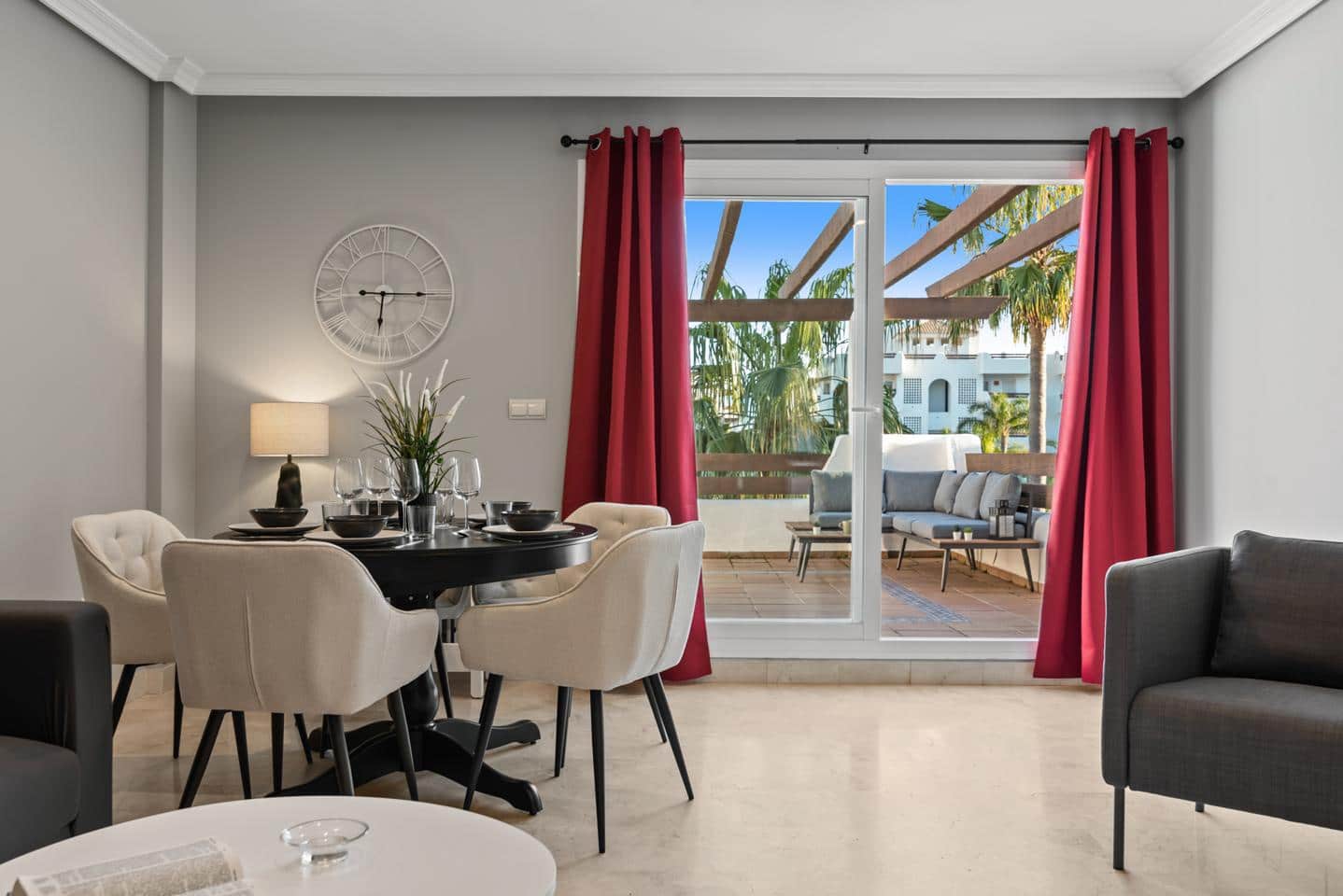 2 chambre Appartement à vendre à Estepona avec piscine - 355 000 € (Ref: 9000552)