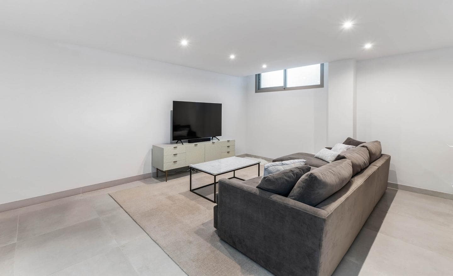 3 slaapkamer Villa te koop in San Pedro de Alcantara met zwembad garage - € 1.295.000 (Ref: 9002414)