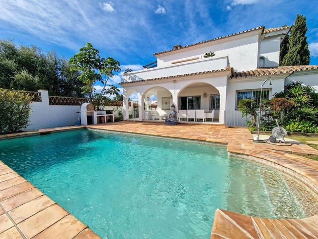 6 soverom Villa til salgs i Bel-Air, Estepona med svømmebasseng garasje - € 1 495 000 (Ref: 9022723)