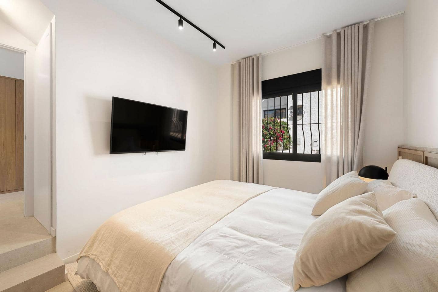 3 sovrum Villa till salu i Marbella med pool garage - 895 000 € (Ref: 9030016)