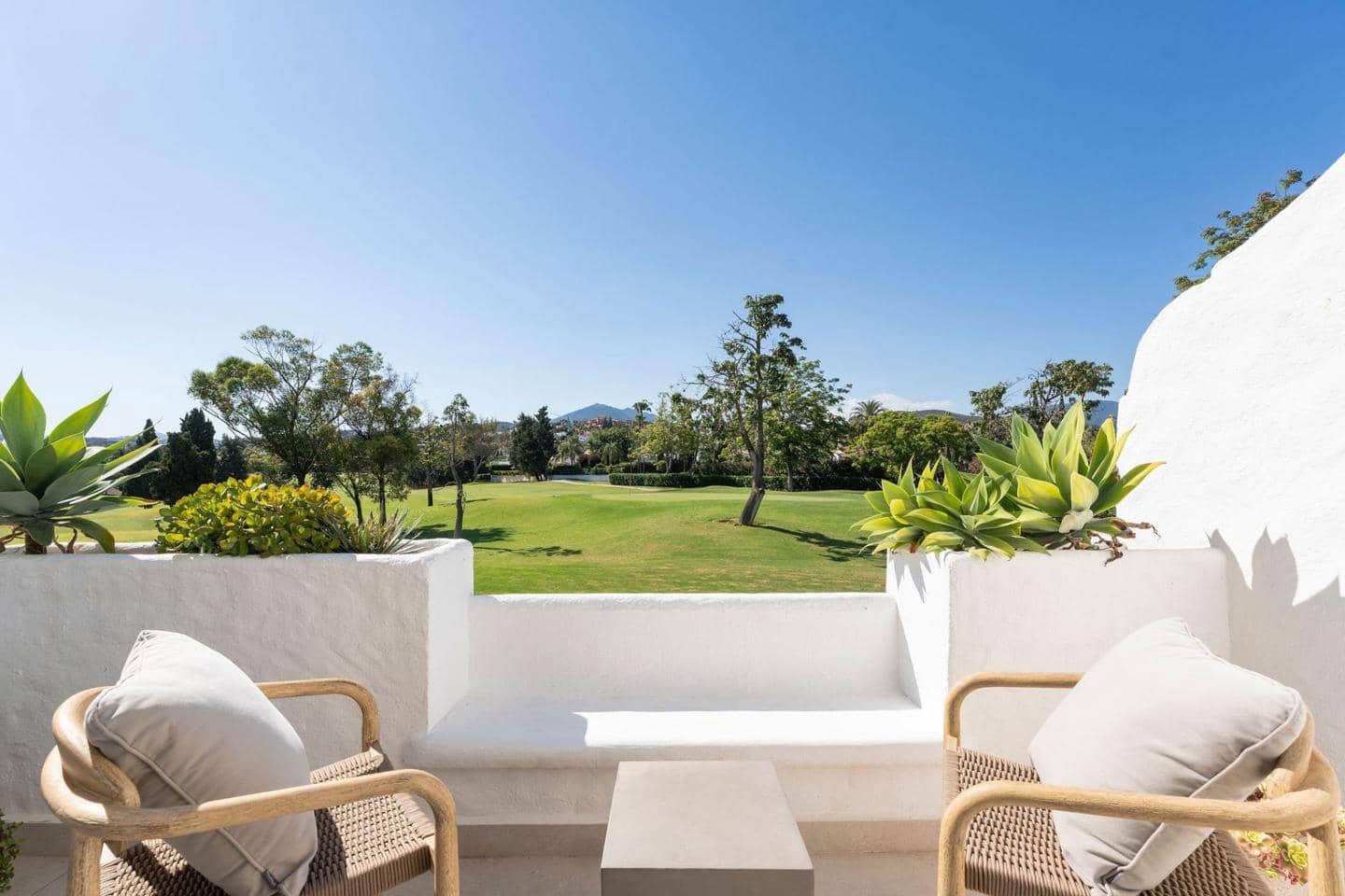 3 sovrum Villa till salu i Marbella med pool garage - 895 000 € (Ref: 9030016)