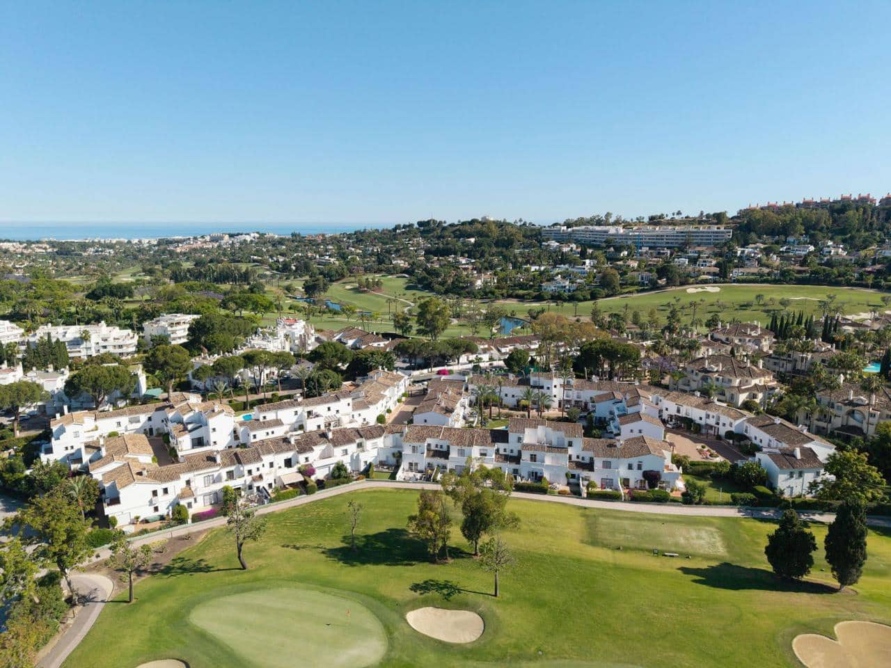 3 sovrum Villa till salu i Marbella med pool garage - 895 000 € (Ref: 9030016)