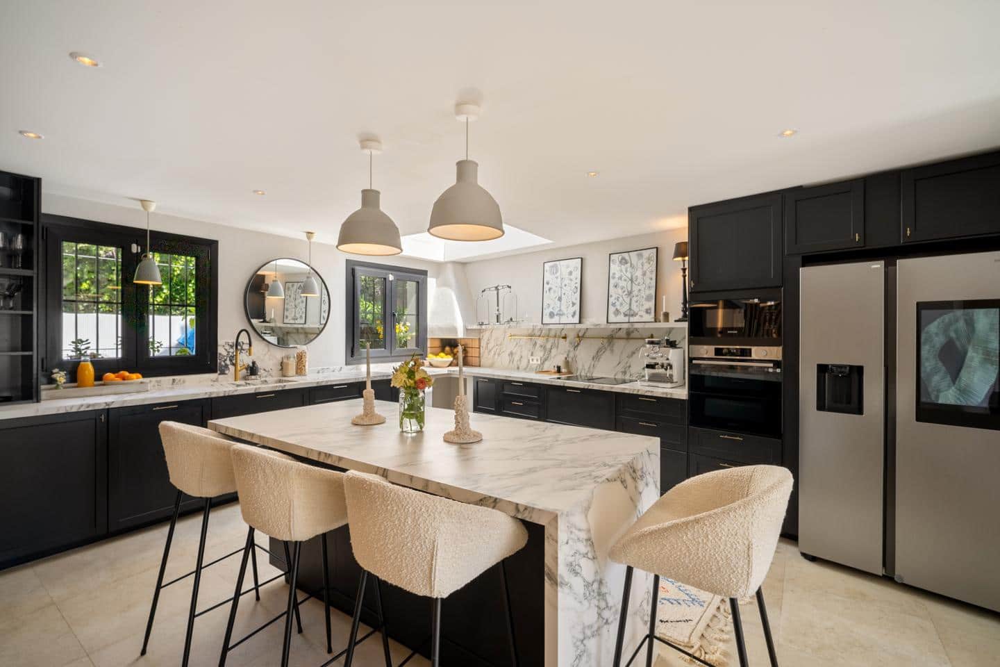 4 soveværelse Villa til salg i Marbella med swimmingpool garage - € 1.695.000 (Ref: 9031204)