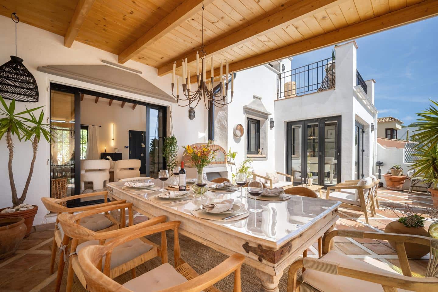 4 soveværelse Villa til salg i Marbella med swimmingpool garage - € 1.745.000 (Ref: 9031204)
