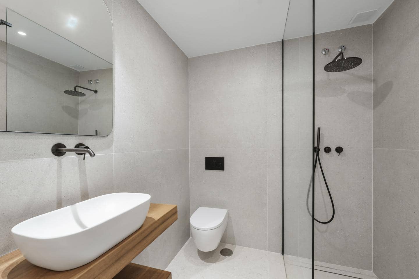 4 bedroom Villa for sale in Marbella with pool garage - € 1,850,000 (Ref: 9046265)