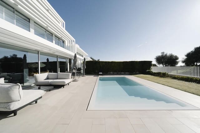 5 soverom Villa til salgs i Sotogrande Alto, San Roque med svømmebasseng garasje - € 1 550 000 (Ref: 9062089)