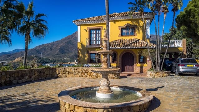 6 slaapkamer Finca/Landhuis te koop in Altos de Estepona, Estepona met zwembad garage - € 1.395.000 (Ref: 9075504)