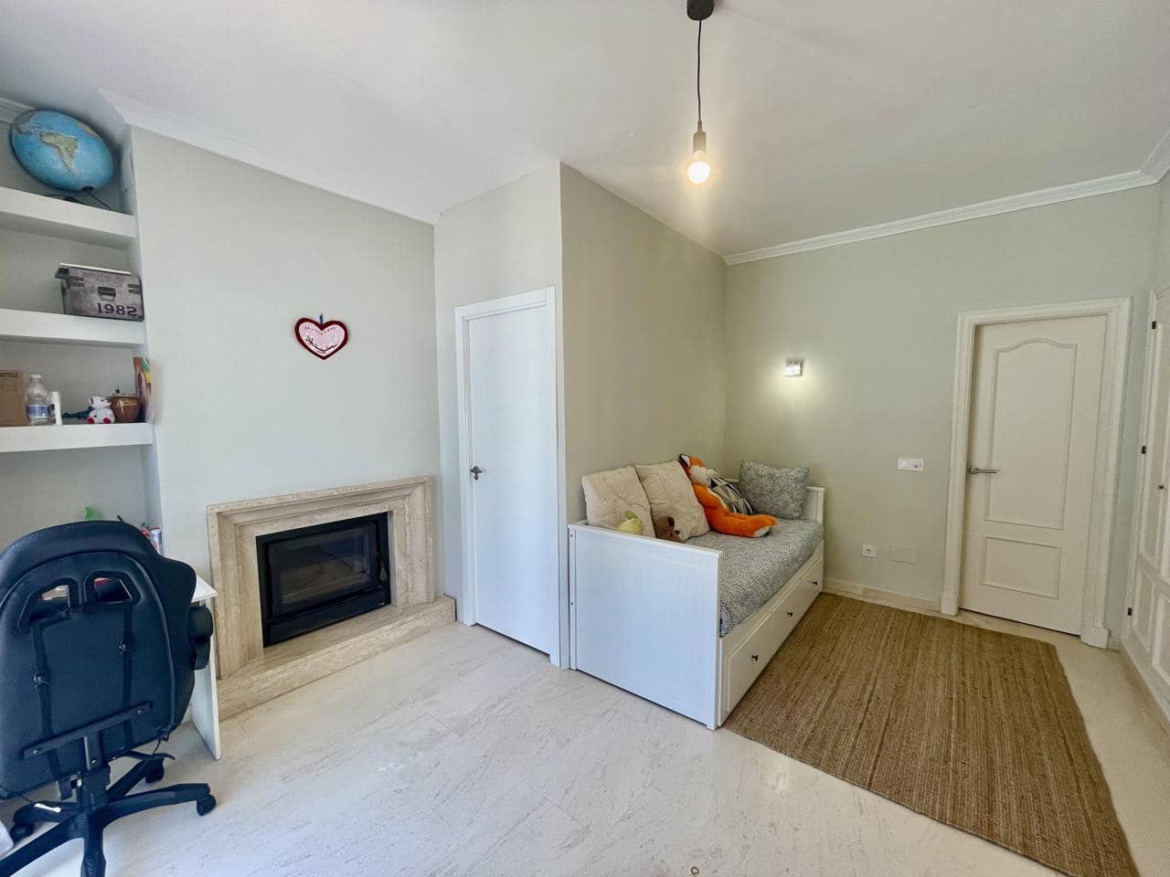 5 slaapkamer Villa te koop in Sotogrande met zwembad garage - € 1.700.000 (Ref: 9075506)