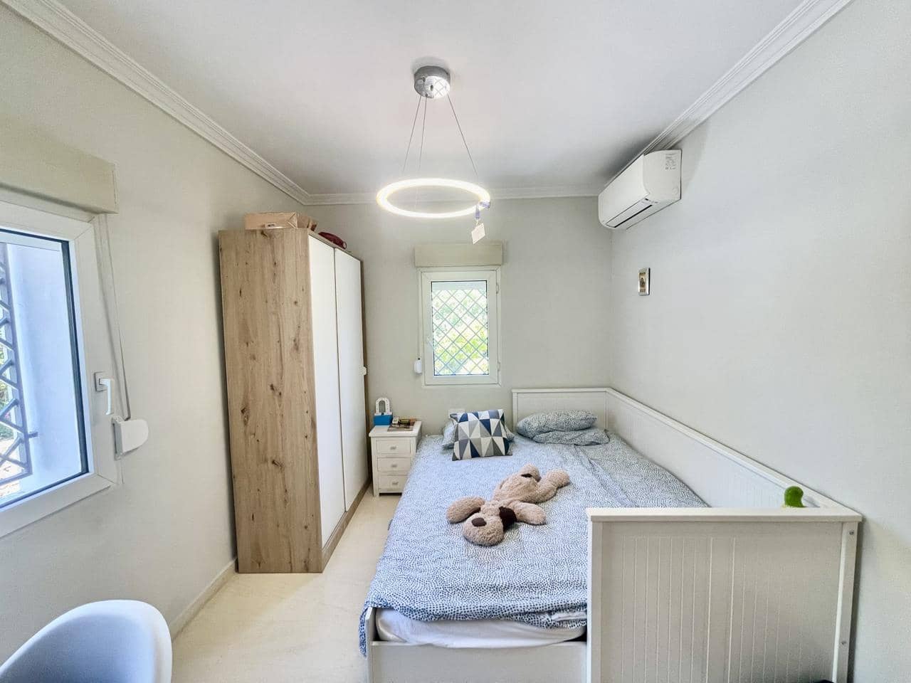 5 slaapkamer Villa te koop in Sotogrande met zwembad garage - € 1.700.000 (Ref: 9075506)