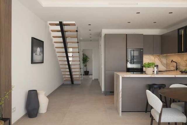 4 sovrum Lägenhet till salu i Aloha Golf, Marbella med pool garage - 875 000 € (Ref: 9078613)