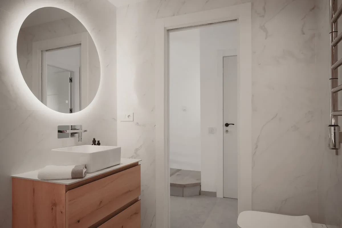 4 Zimmer Wohnung zu verkaufen in Marbella mit Pool Garage - 875.000 € (Ref: 9078613)