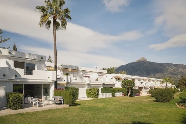 4 camera da letto Appartamento in vendita in Aloha Golf, Marbella con piscina garage - 875.000 € (Rif: 9078613)