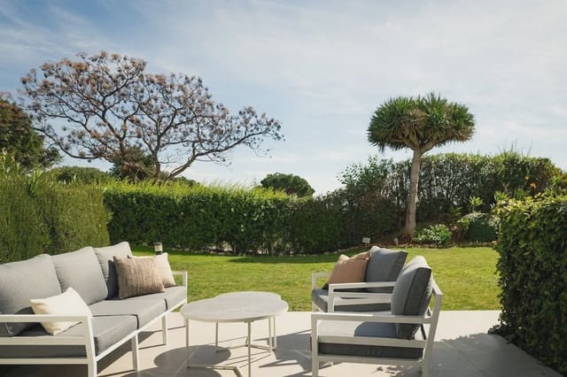 4 sovrum Lägenhet till salu i Aloha Golf, Marbella med pool garage - 875 000 € (Ref: 9078613)