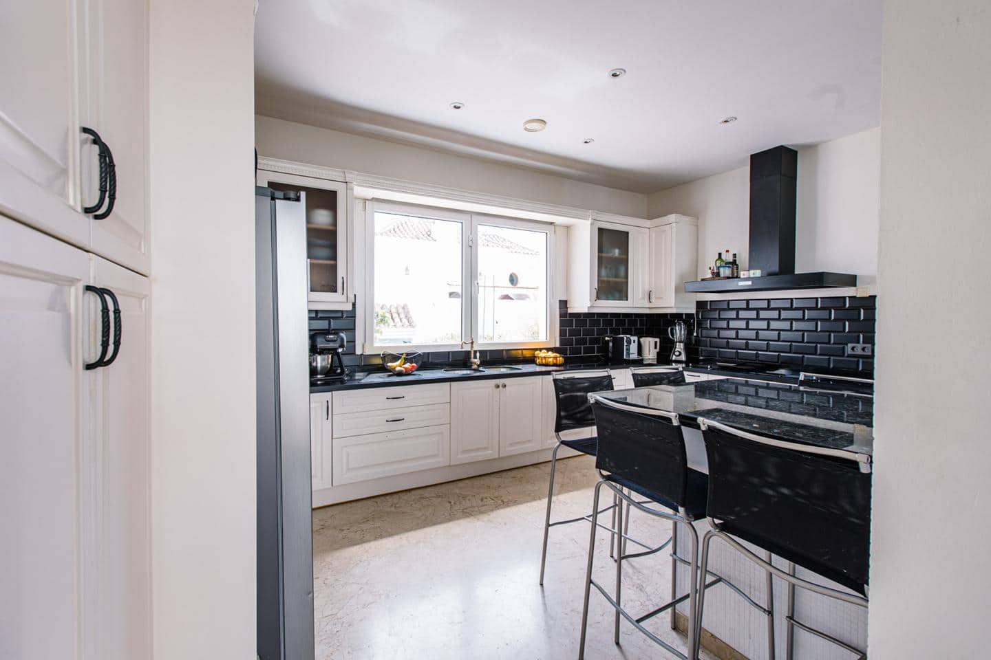 5 chambre Villa/Maison à vendre à New Golden Mile avec piscine garage - 1 495 000 € (Ref: 9081930)