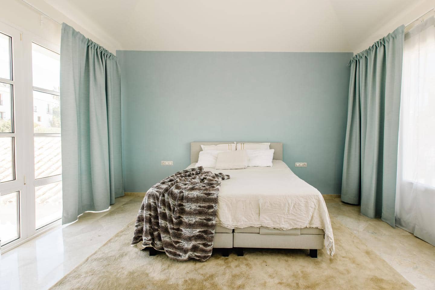 5 chambre Villa/Maison à vendre à New Golden Mile avec piscine garage - 1 495 000 € (Ref: 9081930)