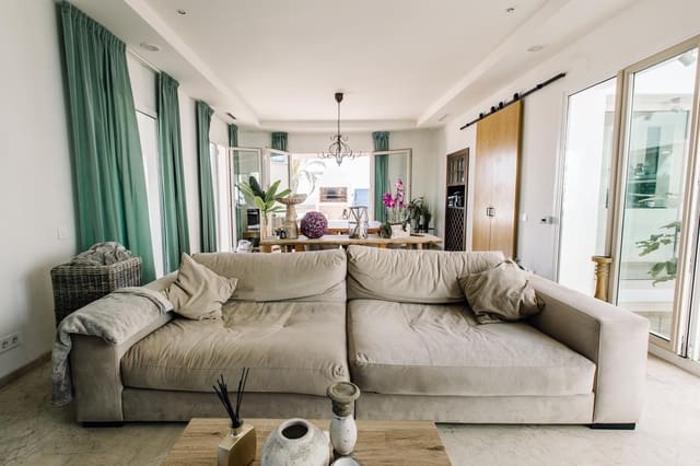 5 slaapkamer Villa te koop in La Concha - Resina Golf, Estepona met zwembad garage - € 1.495.000 (Ref: 9081930)