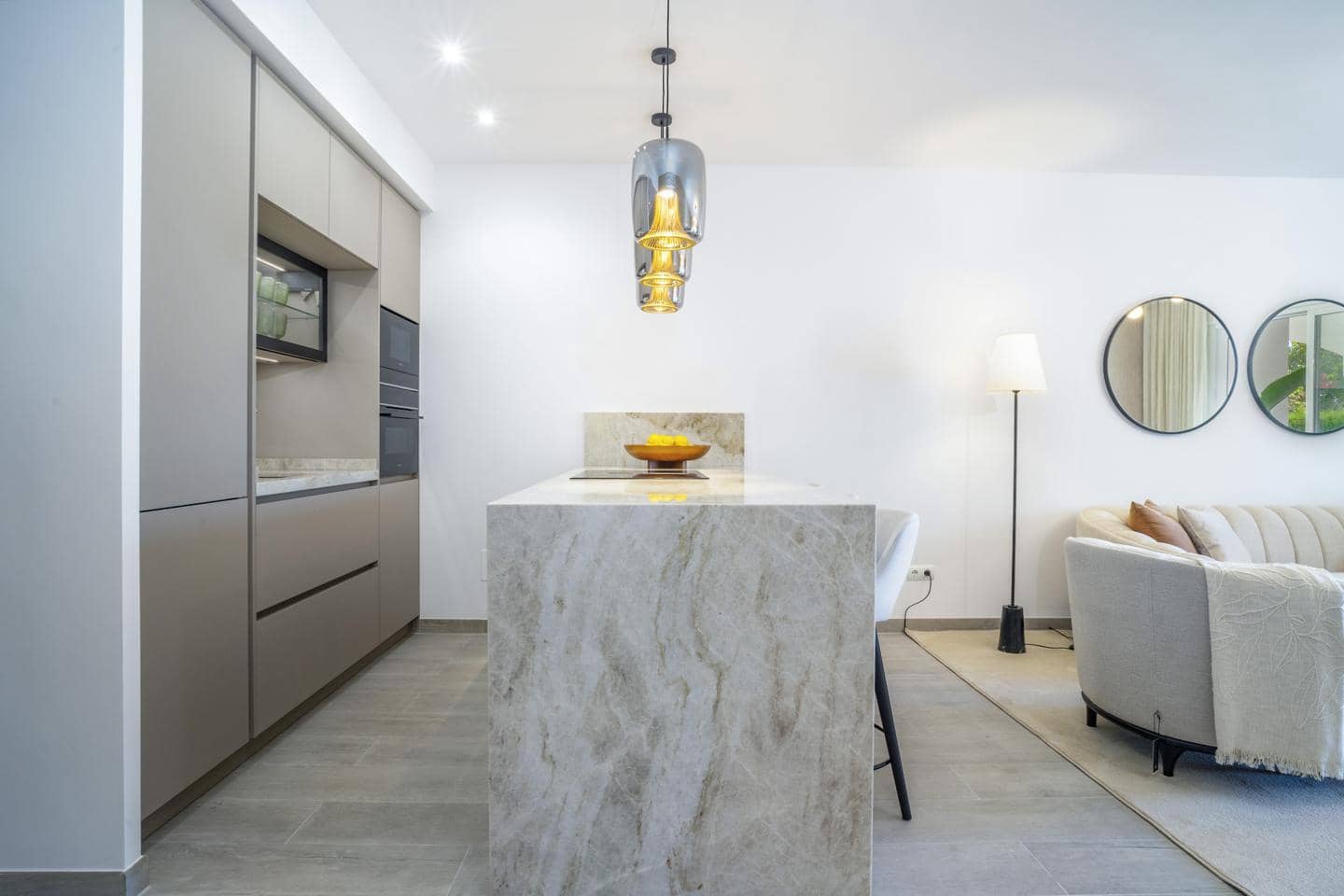 3 slaapkamer Flat te koop in Marbella met zwembad garage - € 1.090.000 (Ref: 9097636)