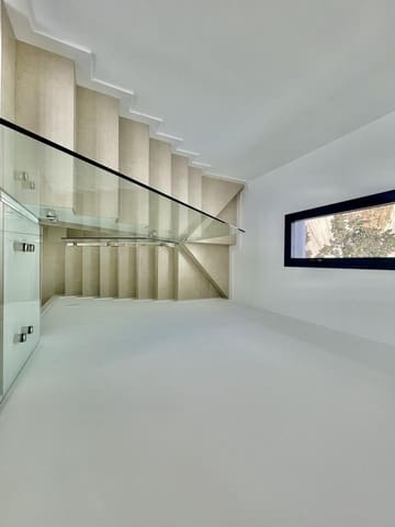 3 slaapkamer Villa te koop in El Paraiso, Estepona met zwembad garage - € 850.000 (Ref: 9118132)