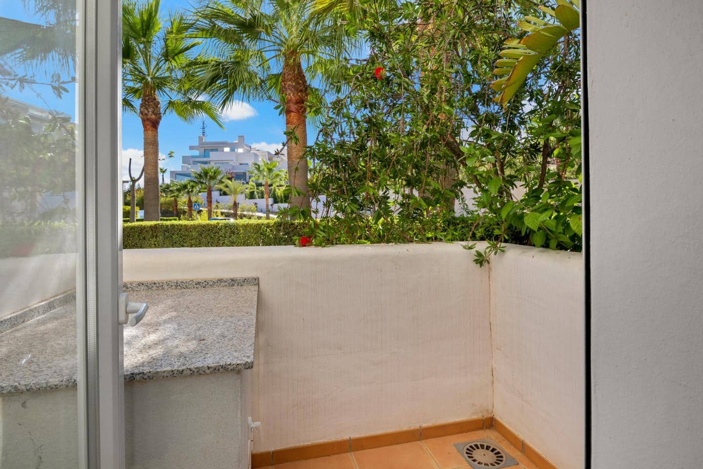 Piso de 2 habitaciones en Casares en venta con piscina garaje - 375.000 € (Ref: 9123630)