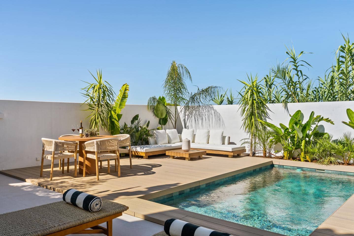 Chalet de 3 habitaciones en Marbella en venta con piscina garaje - 1.395.000 € (Ref: 9154401)