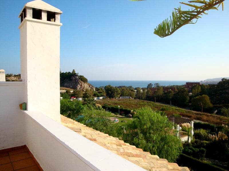 3 bedroom Flat for sale in Casares with pool garage - € 545,000 (Ref: 9161967)