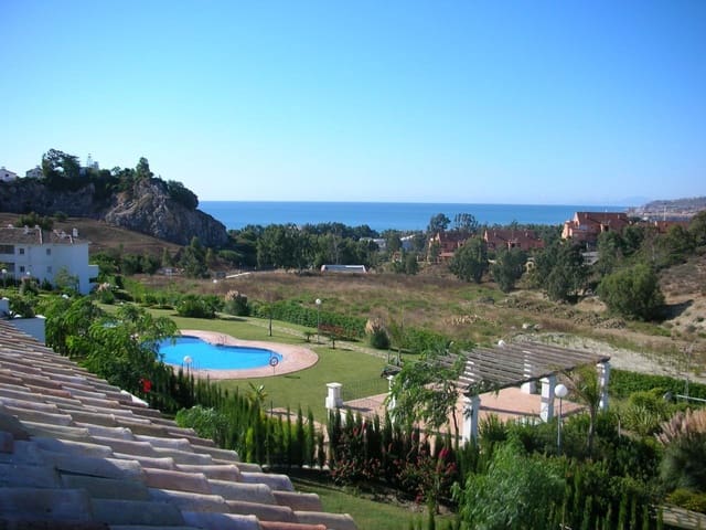 3 slaapkamer Flat te koop in Casares Golf - Casares del Sol, Casares met zwembad garage - € 545.000 (Ref: 9161967)