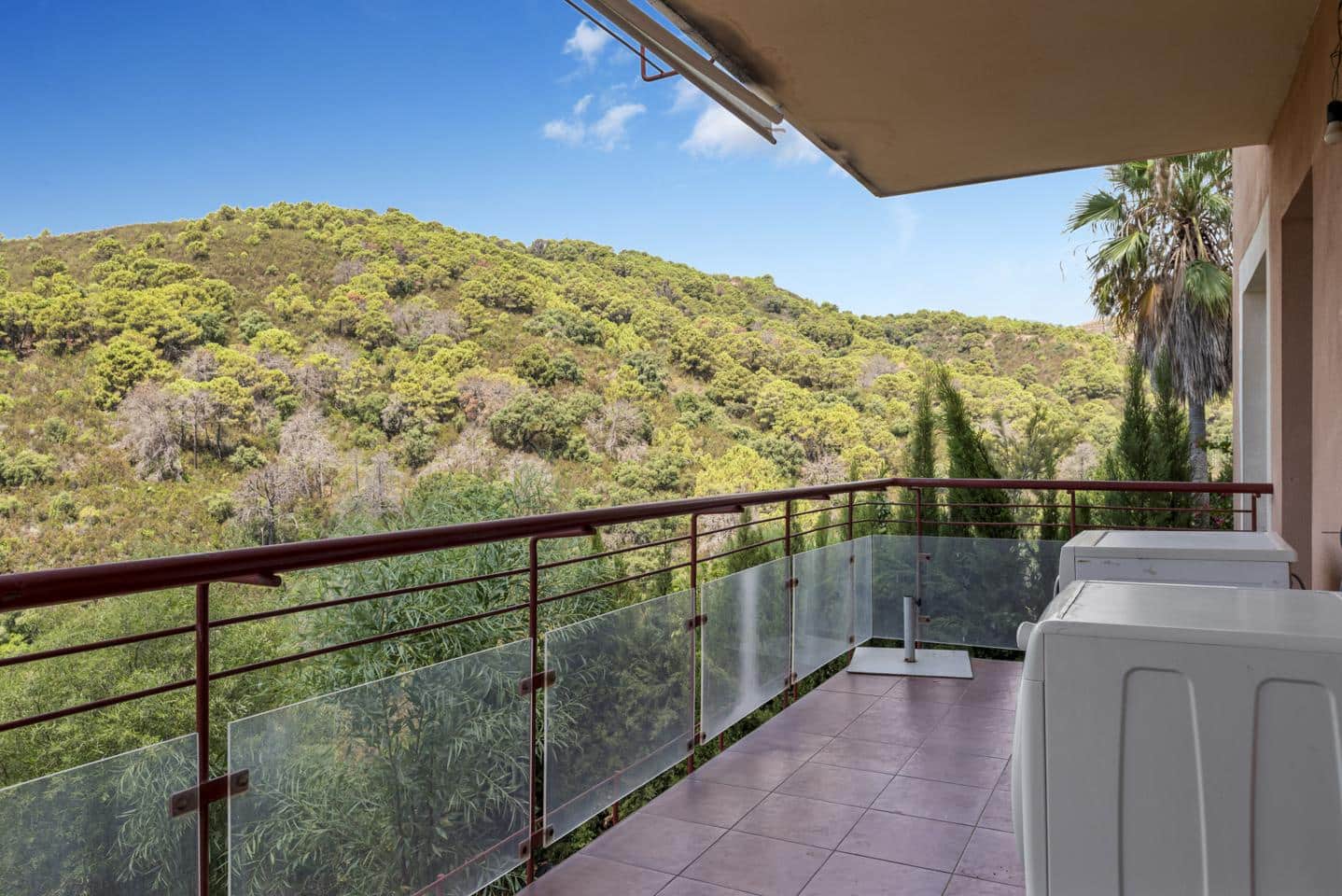 3 soveværelse Villa til salg i Estepona med swimmingpool garage - € 380.000 (Ref: 9162719)