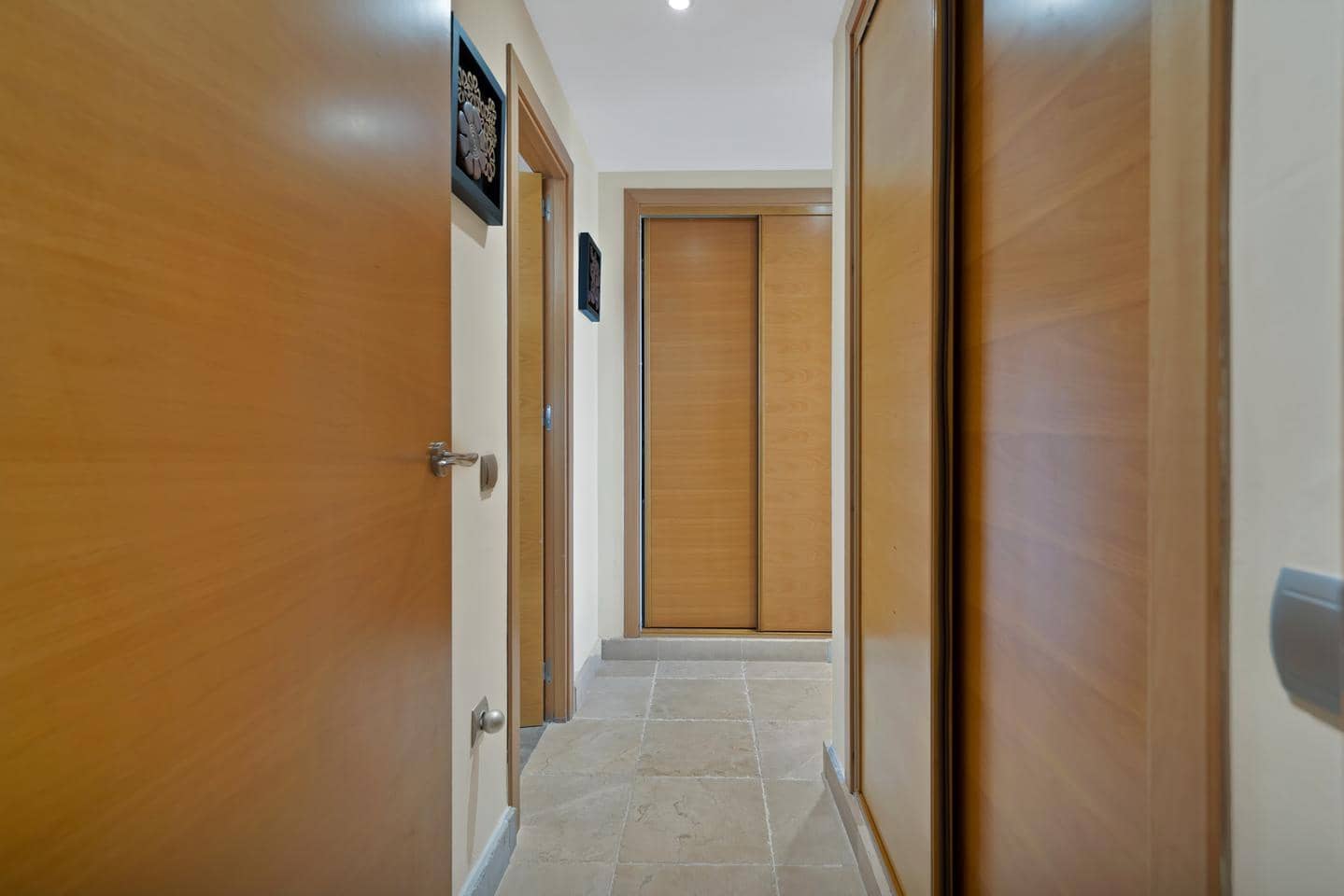 3 sypialnia Mieszkanie na sprzedaż w Benahavis z basenem garażem - 750 000 € (Ref: 9170436)