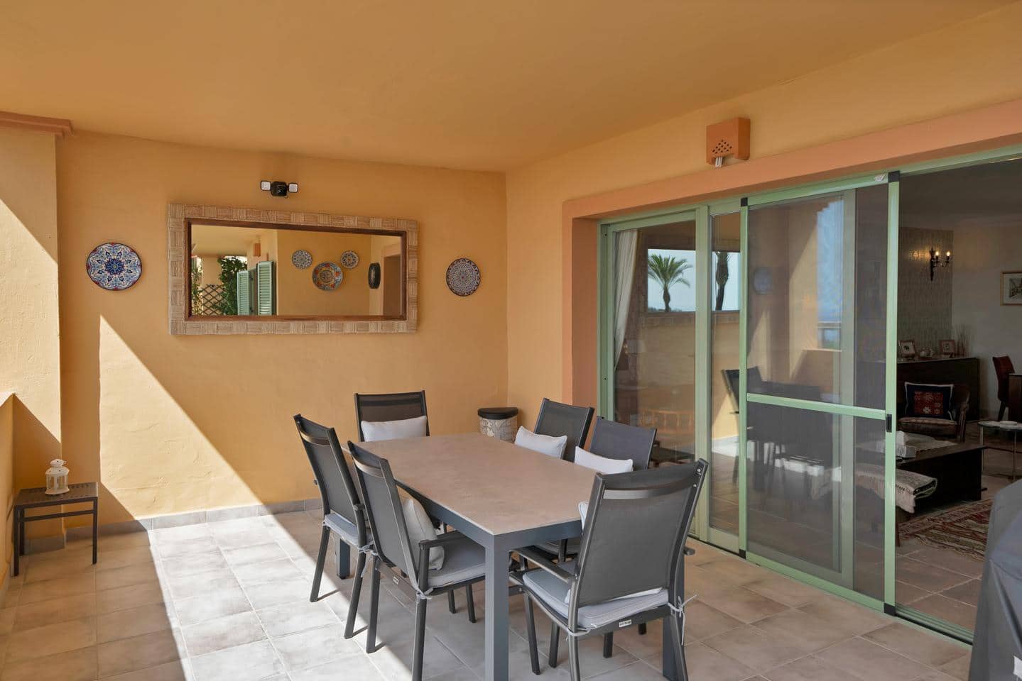 3 sypialnia Mieszkanie na sprzedaż w Benahavis z basenem garażem - 750 000 € (Ref: 9170436)