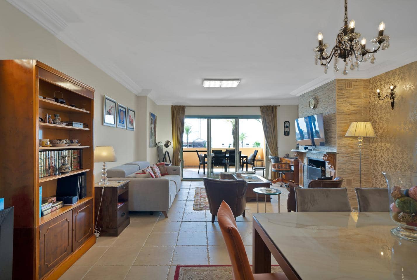 3 sypialnia Mieszkanie na sprzedaż w Benahavis z basenem garażem - 750 000 € (Ref: 9170436)