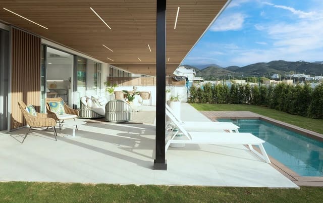 4 slaapkamer Flat te koop in Bahía de Marbella, Marbella met zwembad garage - € 1.400.000 (Ref: 9175333)