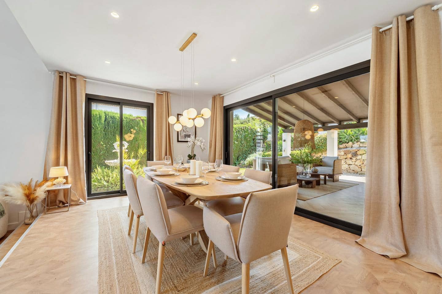 4 sovrum Villa till salu i Marbella med pool garage - 2 700 000 € (Ref: 9181505)