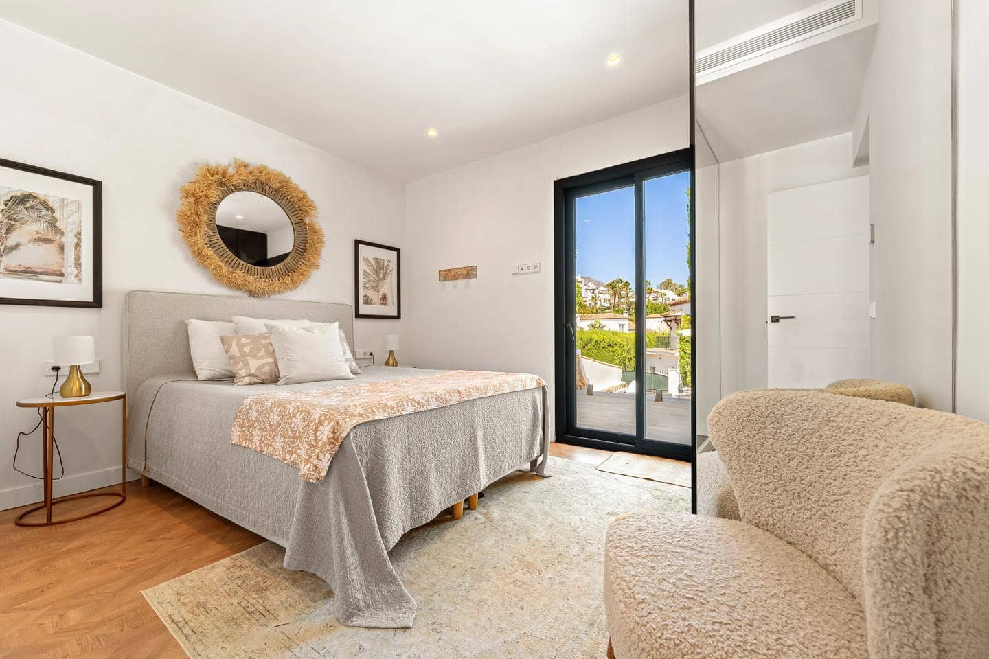 4 sovrum Villa till salu i Marbella med pool garage - 2 700 000 € (Ref: 9181505)