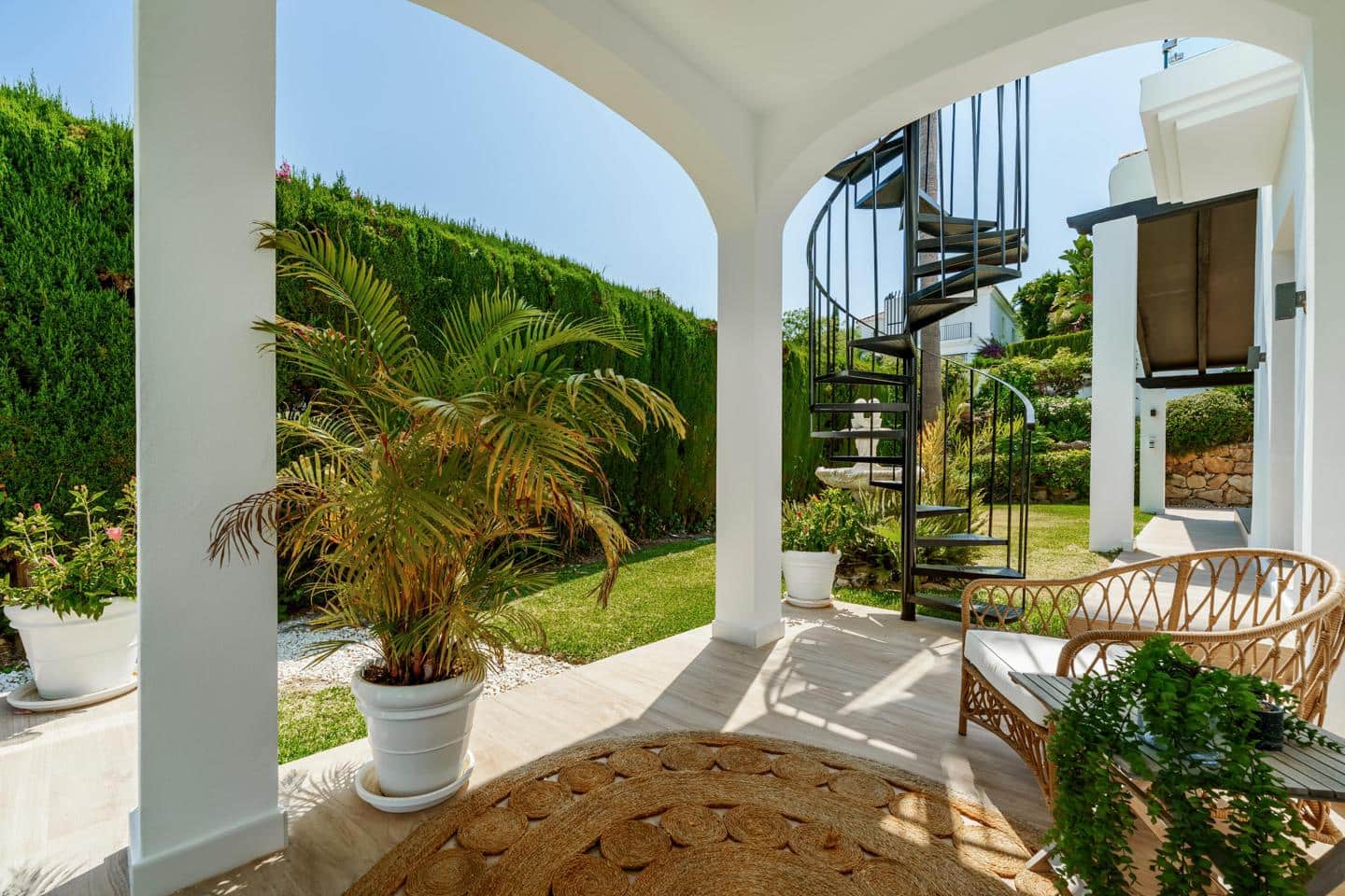 4 sovrum Villa till salu i Marbella med pool garage - 2 700 000 € (Ref: 9181505)