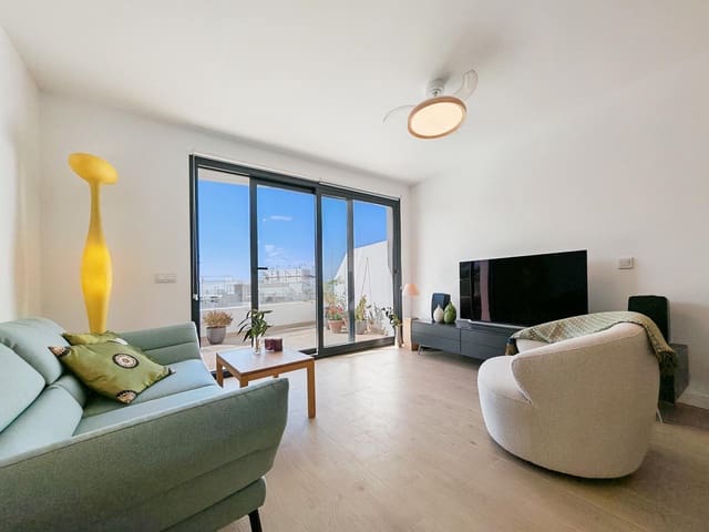 Piso de 2 habitaciones en Guadalobón, Estepona en venta con piscina garaje - 460.000 € (Ref: 9181897)