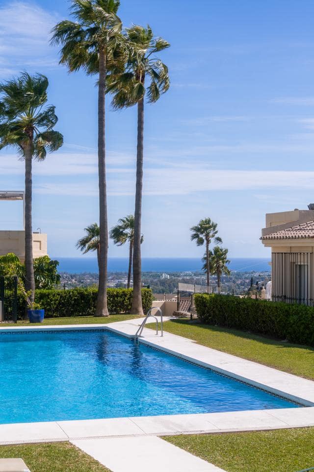 3 slaapkamer Flat te koop in Benahavis met zwembad garage - € 1.195.000 (Ref: 9189548)