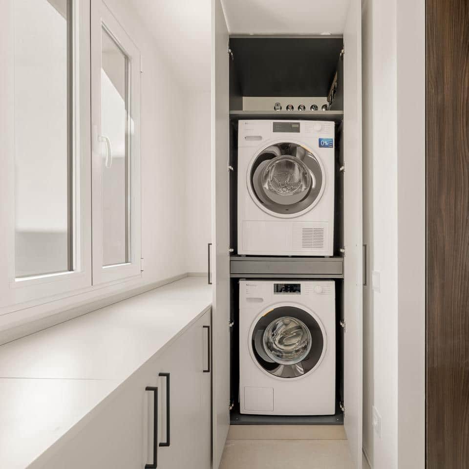 3 soveværelse Lejlighed til salg i Estepona med swimmingpool garage - € 2.995.000 (Ref: 9193348)