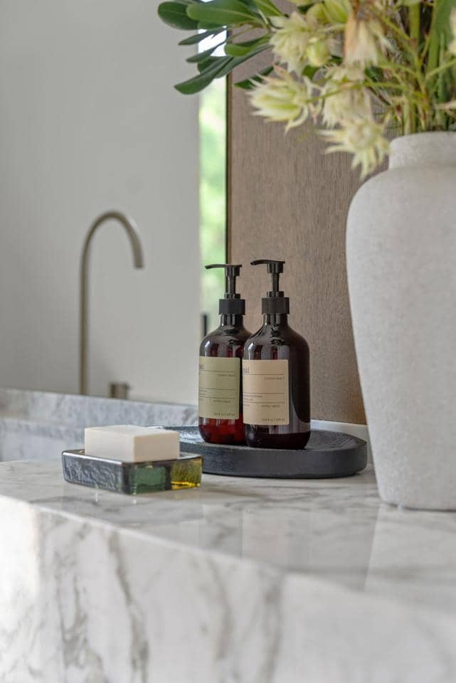 4 bedroom Villa for sale in Marbella with pool garage - € 7,495,000 (Ref: 9221545)