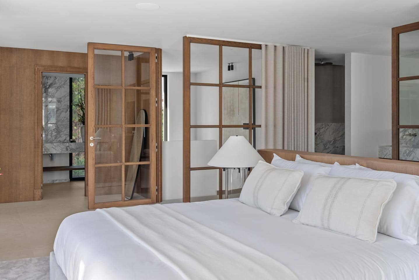 4 bedroom Villa for sale in Marbella with pool garage - € 7,495,000 (Ref: 9221545)