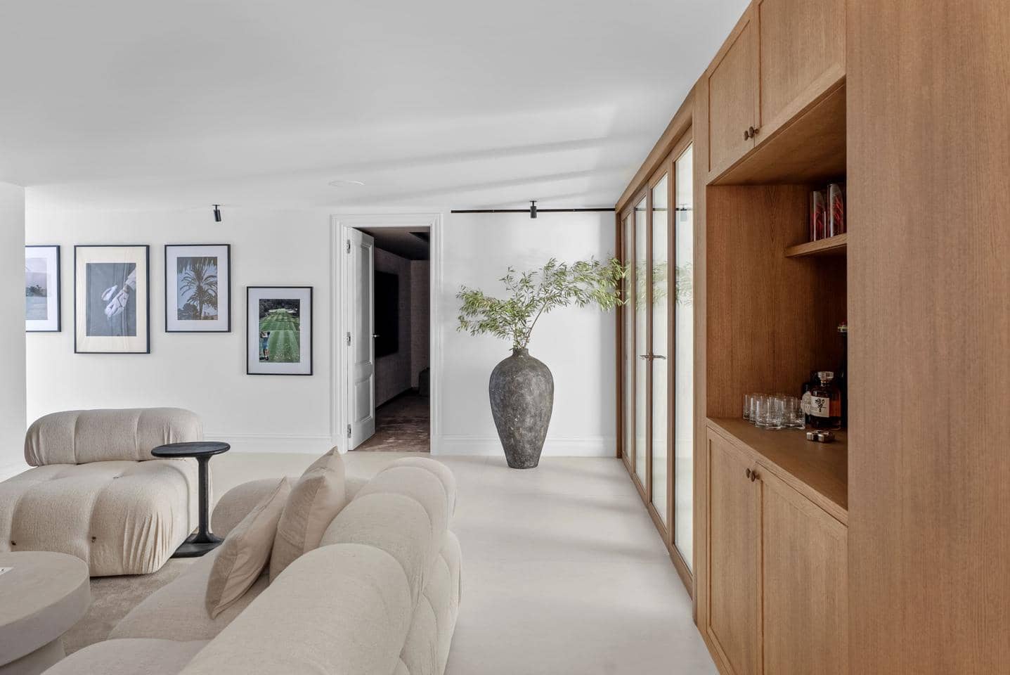 4 bedroom Villa for sale in Marbella with pool garage - € 7,495,000 (Ref: 9221545)