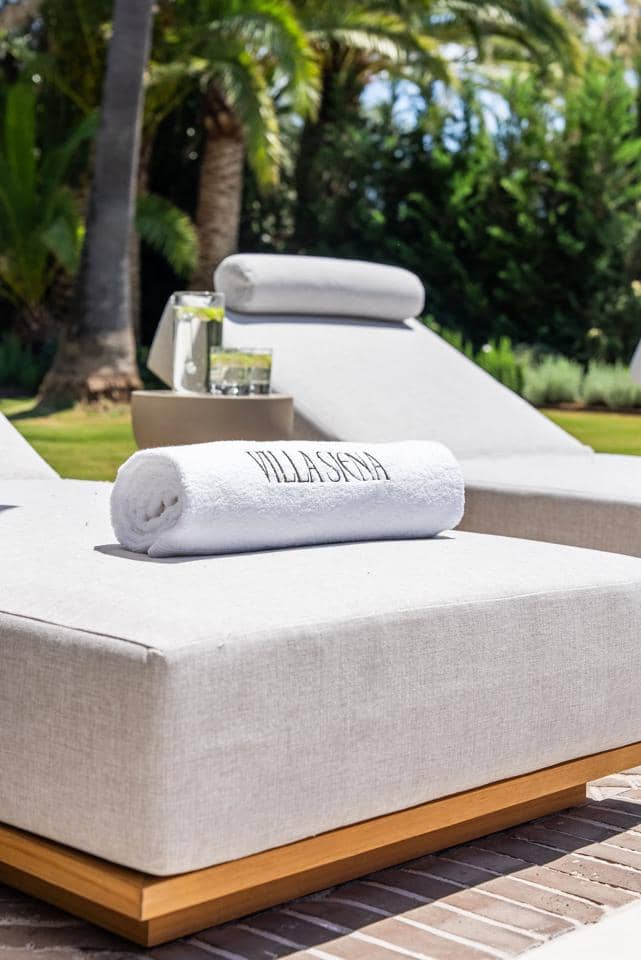 4 bedroom Villa for sale in Marbella with pool garage - € 7,495,000 (Ref: 9221545)