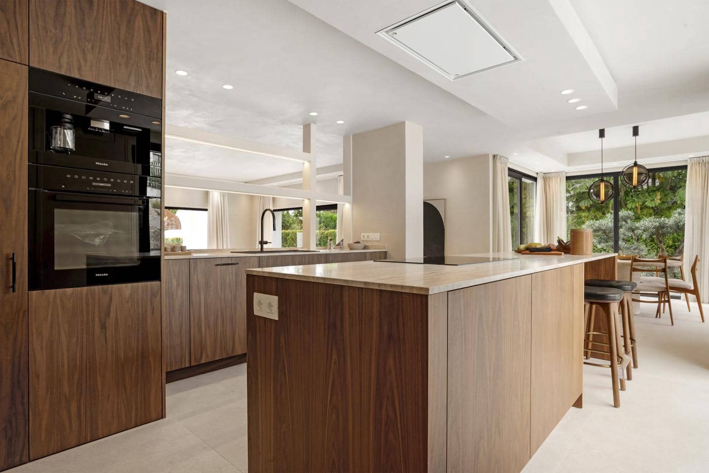 4 slaapkamer Villa te koop in Benahavis met zwembad garage - € 3.450.000 (Ref: 9232081)