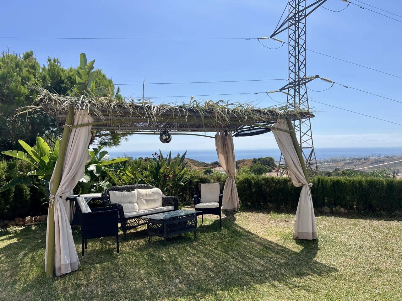 8 soveværelse Finca/Landehus til salg i Estepona med swimmingpool garage - € 1.190.000 (Ref: 9232090)