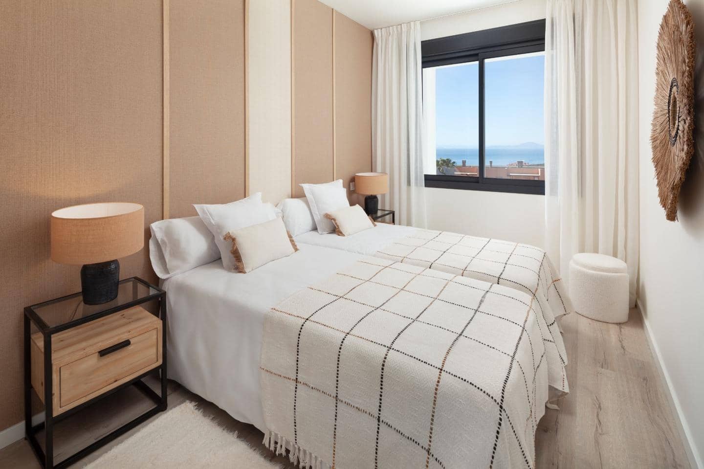 3 slaapkamer Villa te koop in Manilva met zwembad garage - € 653.000 (Ref: 9256557)