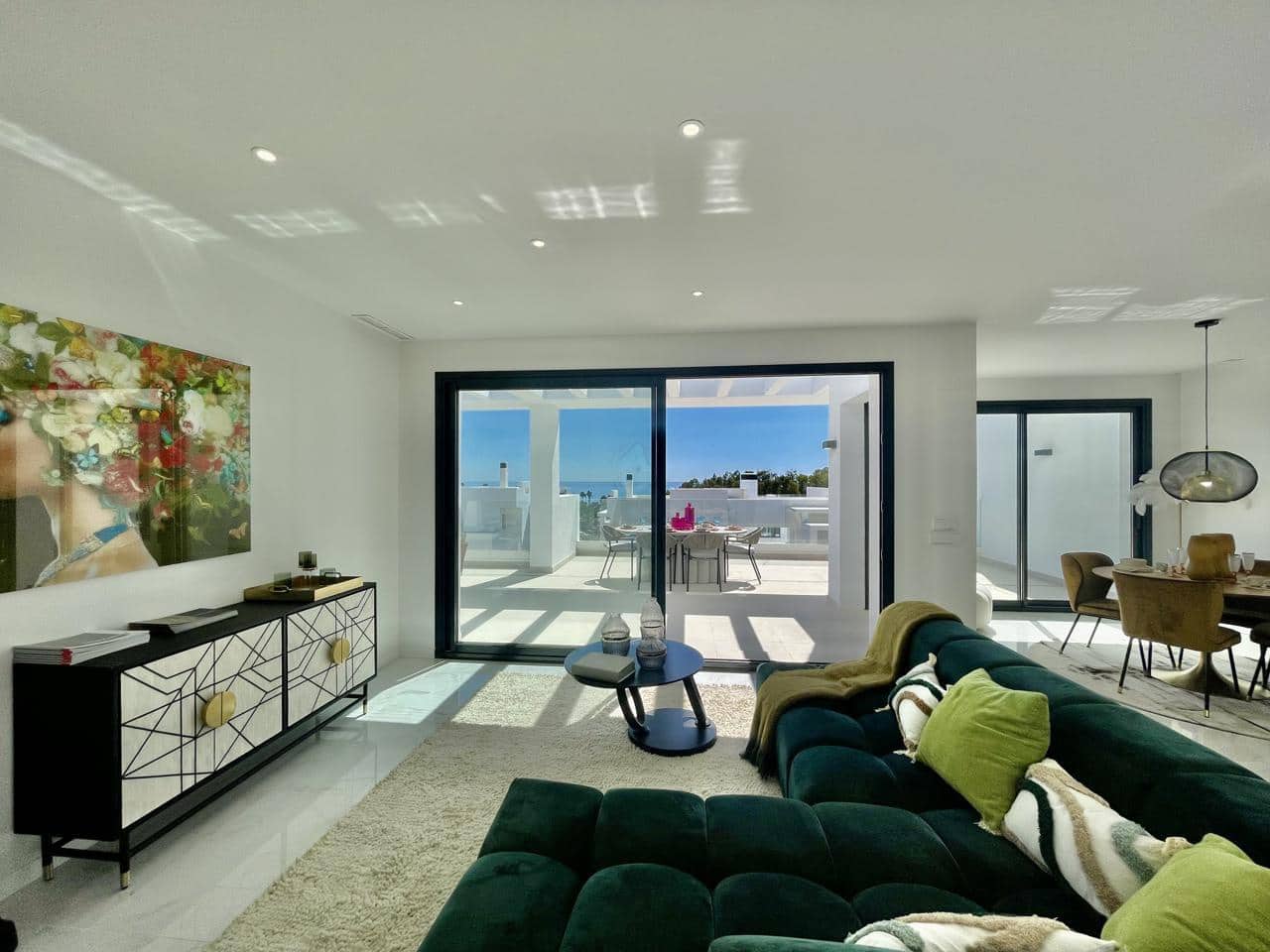 3 chambre Appartement à vendre à Estepona avec piscine garage - 725 000 € (Ref: 9256559)